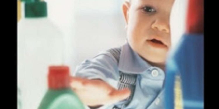 Helmimi tek femijet.