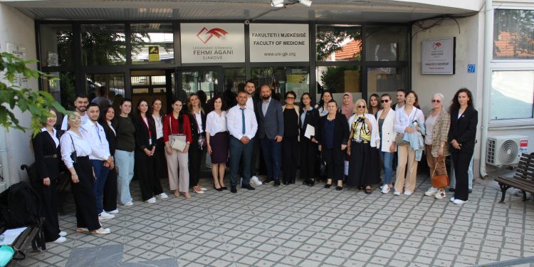 Pjesemarrja e KSHI ne Konferencen e Universitetit te Gjakoves